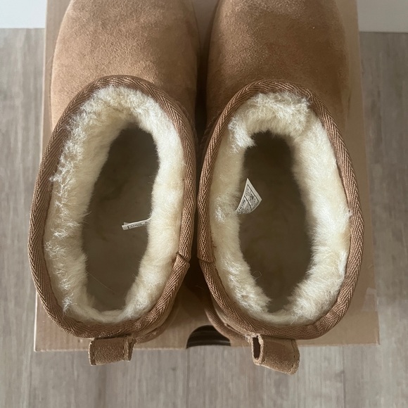 UGG Ultra Mini boots - Picture 6 of 8